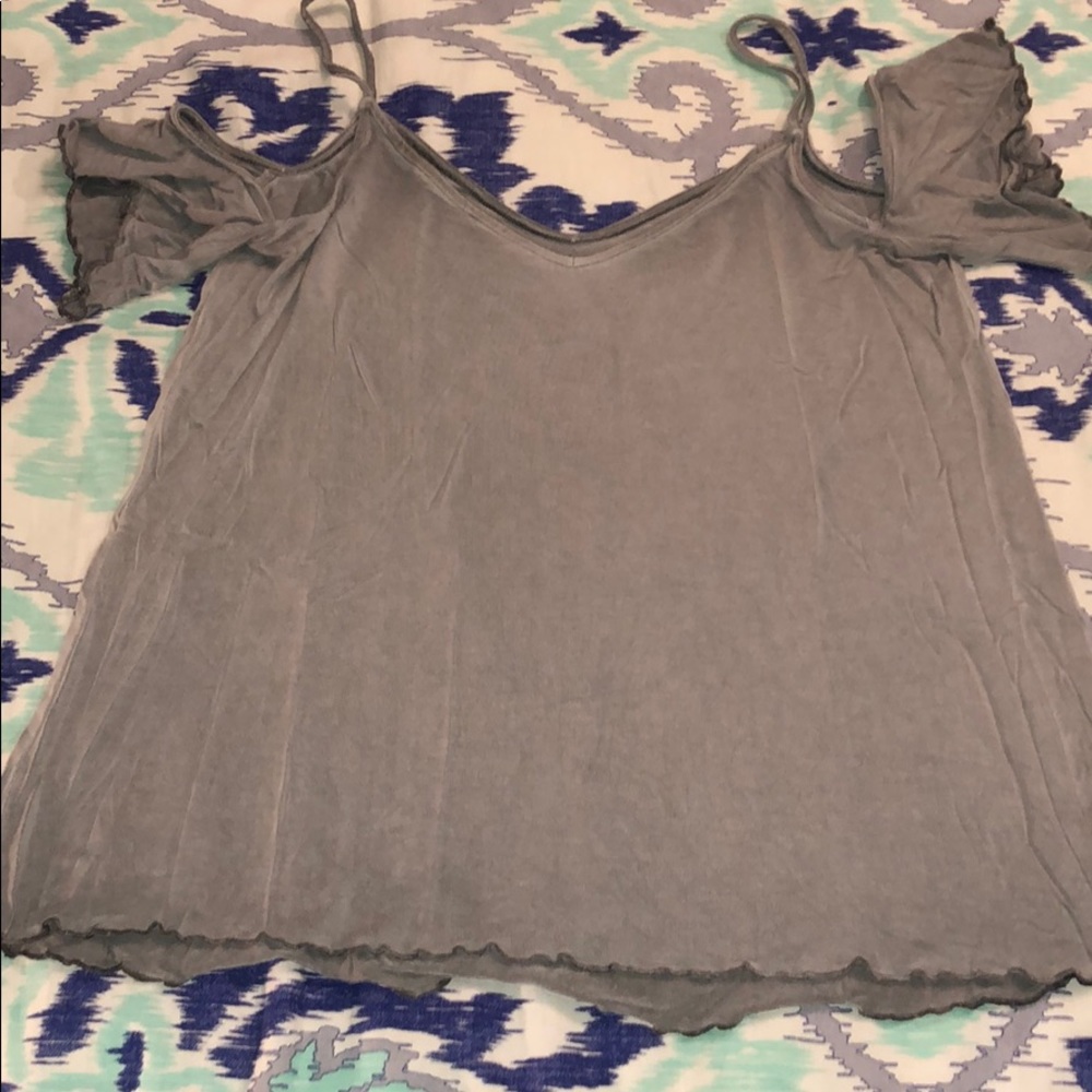 ☀️ SOLD ON CROSS POST ☀️ - Picture 2 of 2